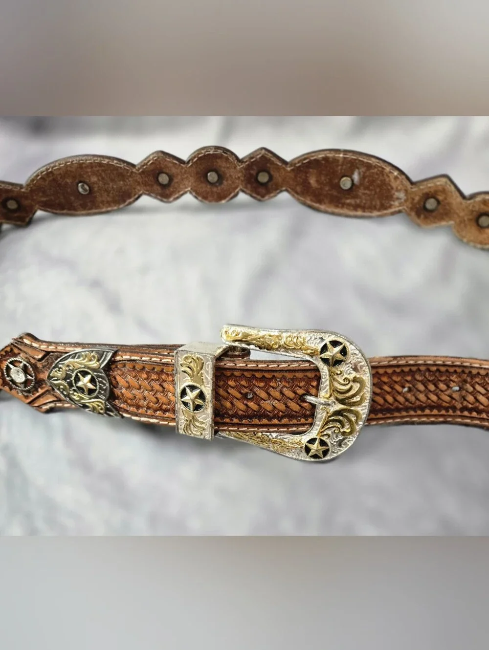 Scalloped Star Concho Western Belt